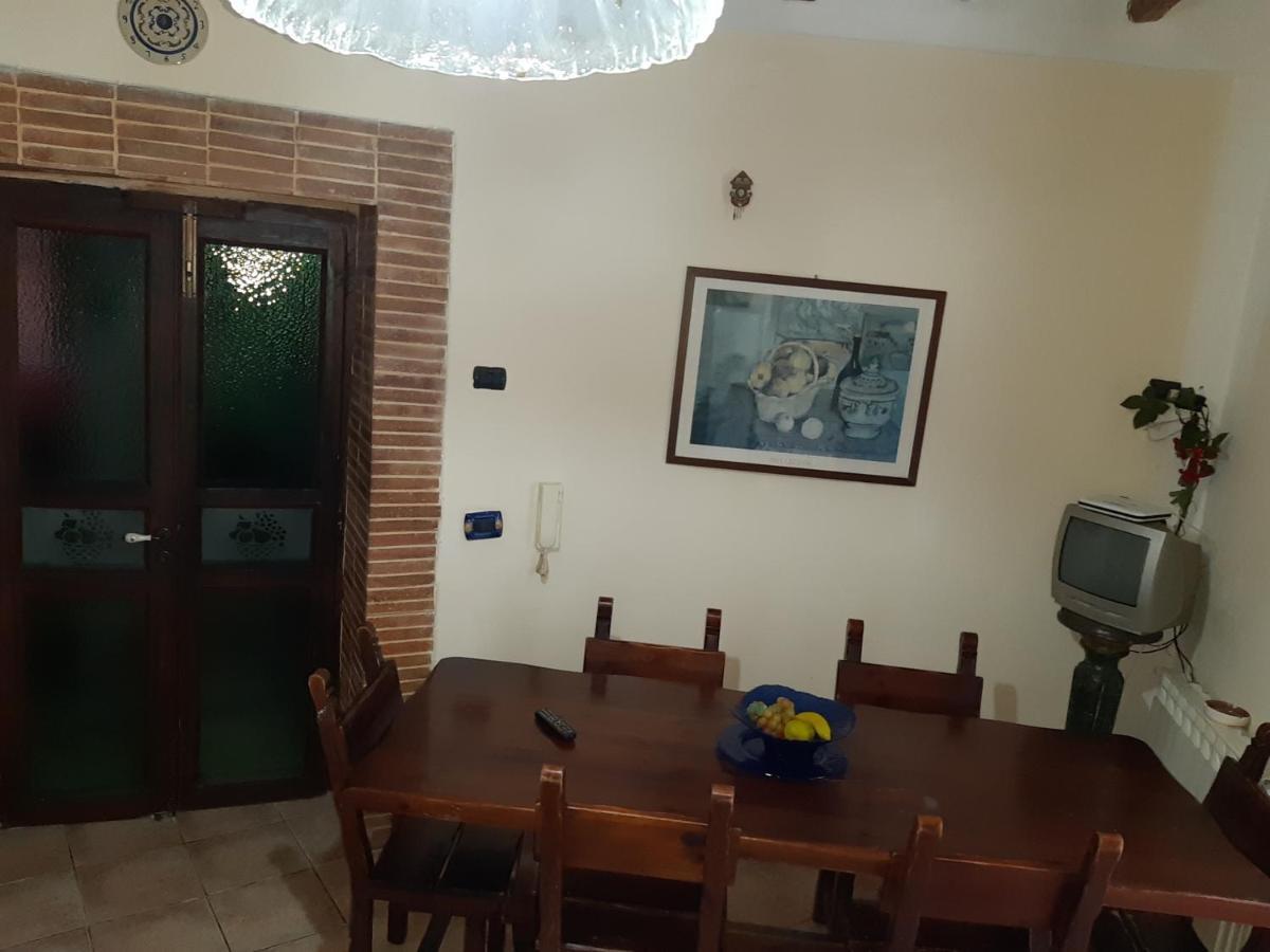 Casa Rosy Hotel Caltanissetta Bagian luar foto