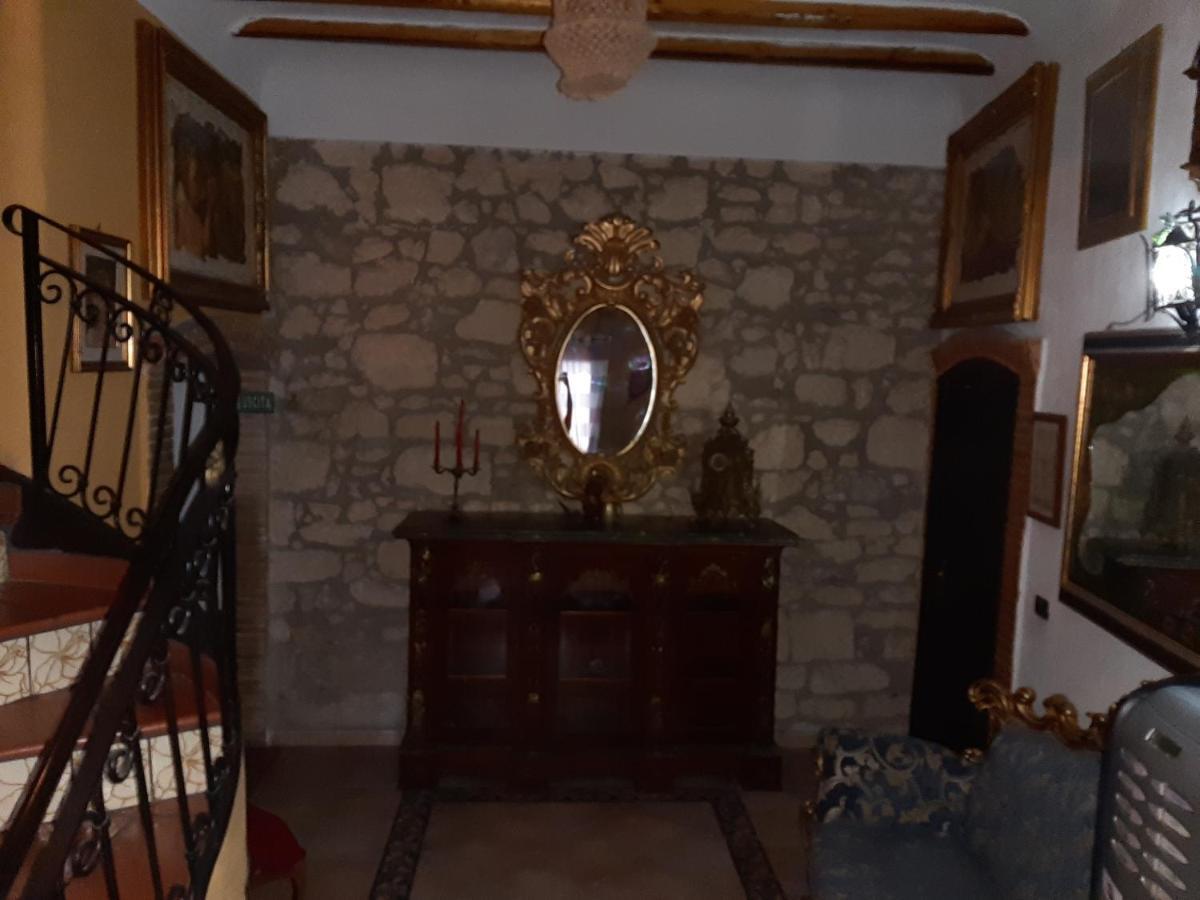 Casa Rosy Hotel Caltanissetta Bagian luar foto